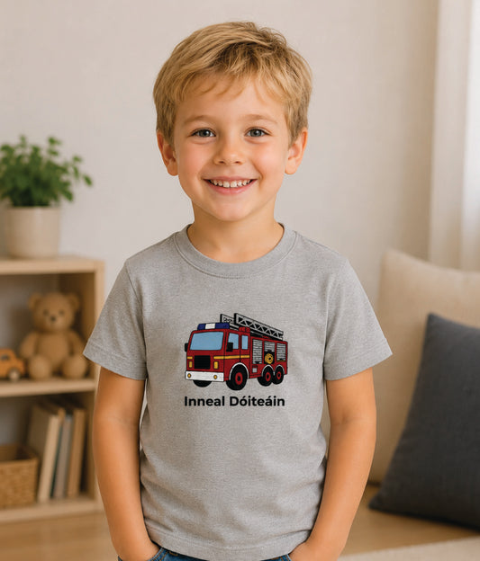 Kids Inneal Dóiteáin (Fire Engine) T-Shirt